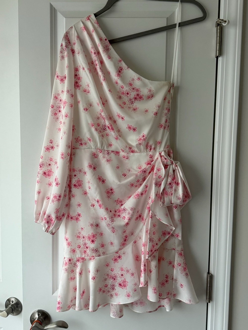 One-Shoulder Pink Floral Mini Dress
